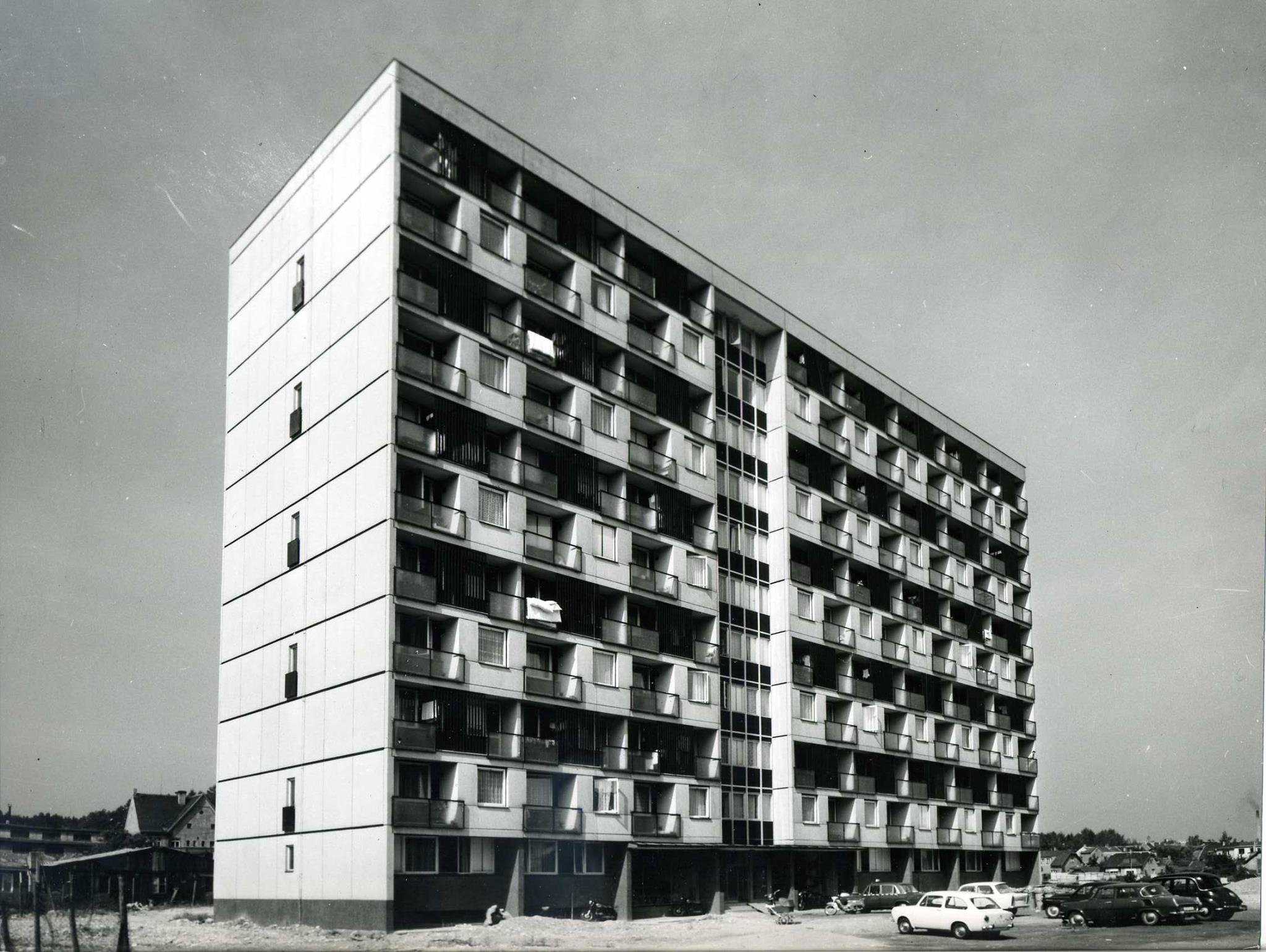 V. Hilský, O. Jurenka – výškový mezonetový dům v Kladně – Sítné, 1967–70