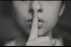 Ticho tajemnství mlčení tabu
