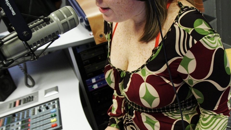 Písničkářka Kevin Blechdom ve studiu RW | foto: Stanislav Soukup Písničkářka Kevin Blechdom ve studiu RW