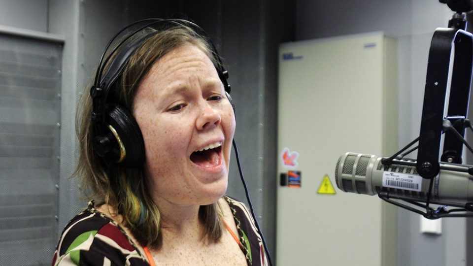 Písničkářka Kevin Blechdom ve studiu RW | foto: Stanislav Soukup Písničkářka Kevin Blechdom ve studiu RW