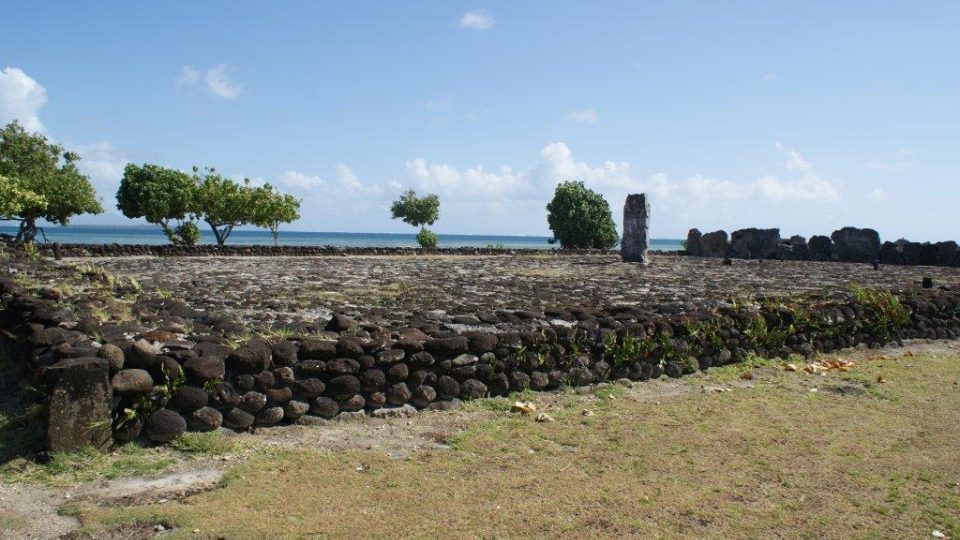 Obětní místa tzv. marae Taputapuatea na ostrově Raiatea