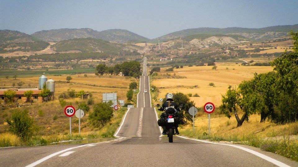 Cesta motorkářka Dominiky Gawliczkové do Španělska a Portugalska