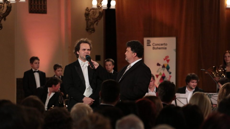 Pozvání přijal i další z porotců soutěže, dirigent Tomáš Brauner