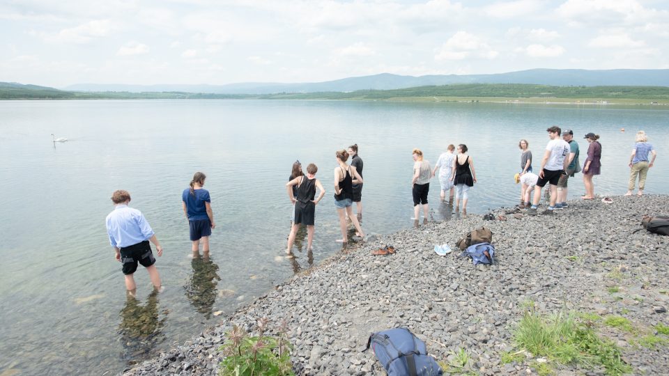 Výlet na jezero Milada jako součást doprovodného programu výstavy Poslední den stvoření