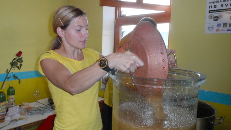 Největší marmeláda na světě | foto: Jitka Englová, Český rozhlas Největší marmeláda na světě