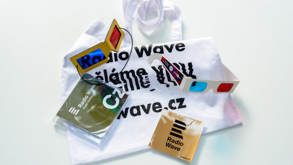 merchandise Czeching a Radio Wave