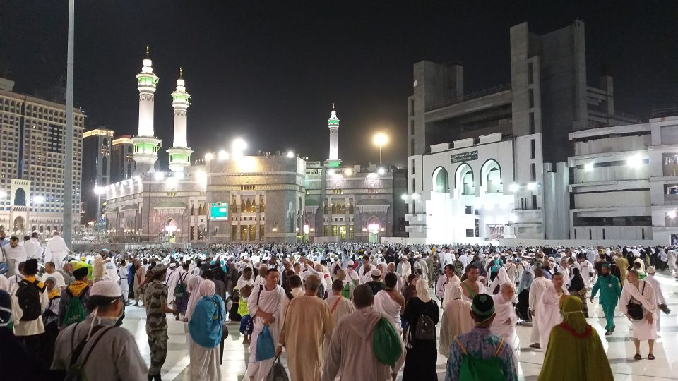 Mekka, náměstí při Masjid al Haram (Zakázaná měšita s Kaabou)