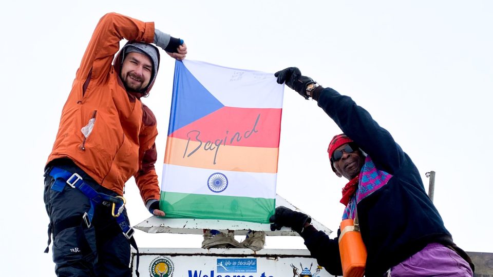 Dne 24. ledna 2020 ve 12:01 zdolal Lukáš Matějček nejvyšší horu Ugandy Marghereita Peak