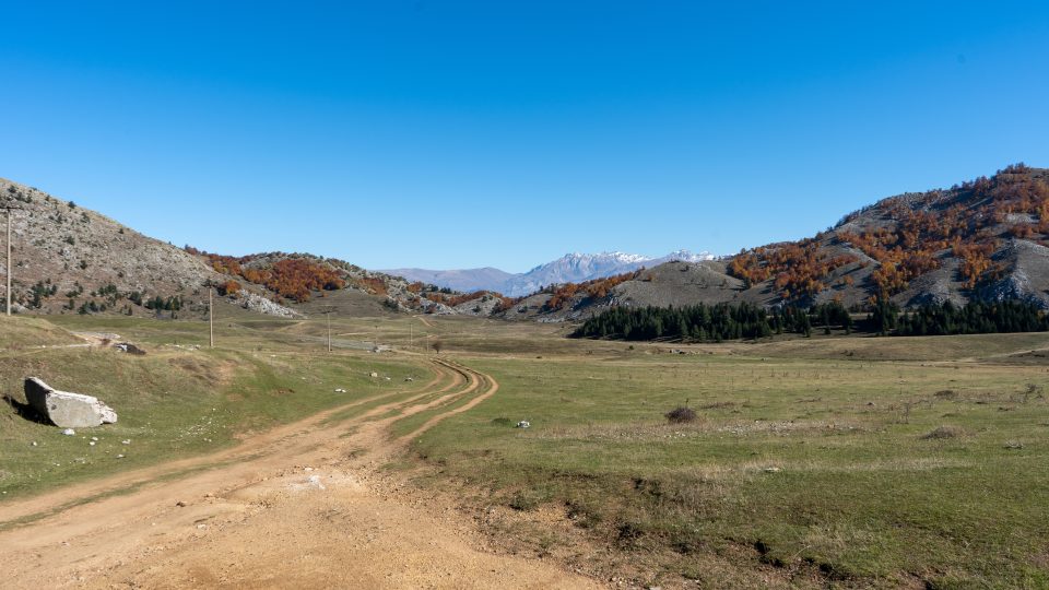 Cesta v albánských horách