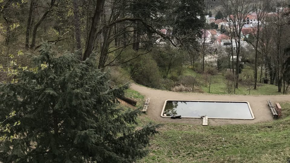 Lesopark s rozhlednou v Novém Lískovci v Brně