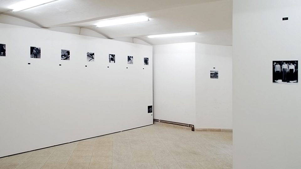Alma Lily Rayner: We walk/We fall: An exercise in absence, Galerie NF, Ústí nad Labem, 2014