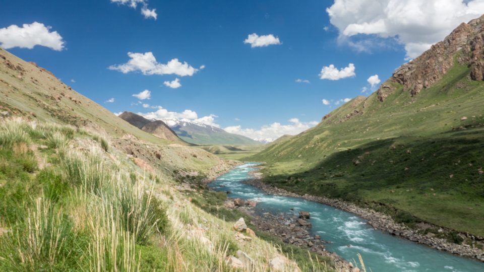 Řeka Menší Naryn. Kyrgyzstán