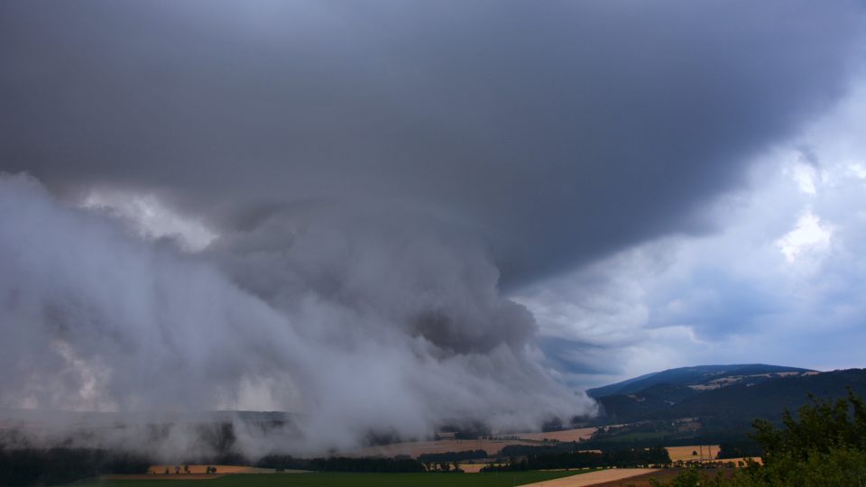Záběry bouřek od Jiřího Kouřila