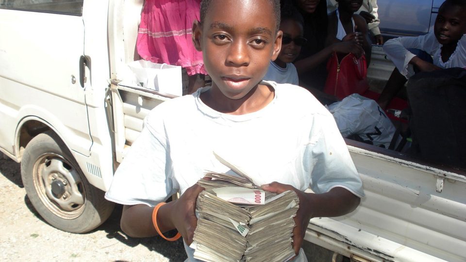 Zimbabwe a hyperinflace, rok 2008