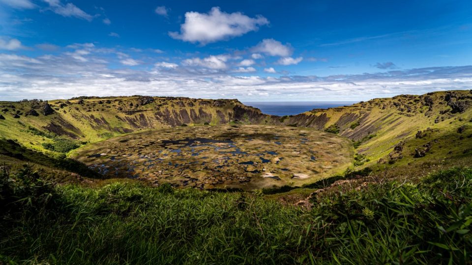 Kráter vyhaslé sopky Rano Kau, Rapa Nui