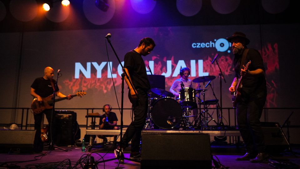 Nylon Jail na Radio Wave New Stagei na Metronome Festivalu
