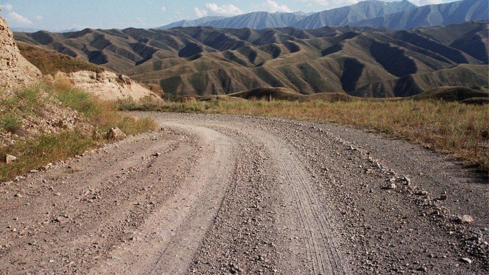 Z Kyrgyzstánu - cesta na Torugart
