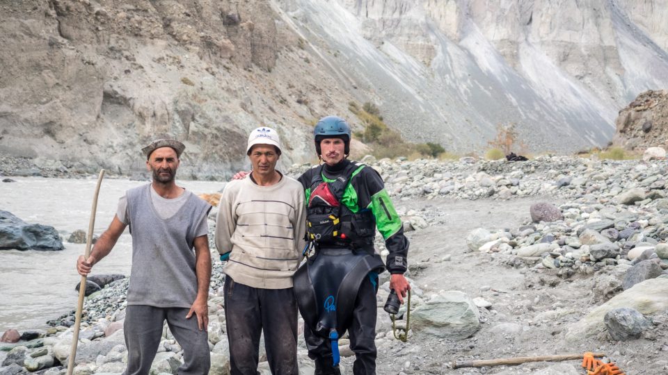 S kajakem do peřejí Tádžikistánu