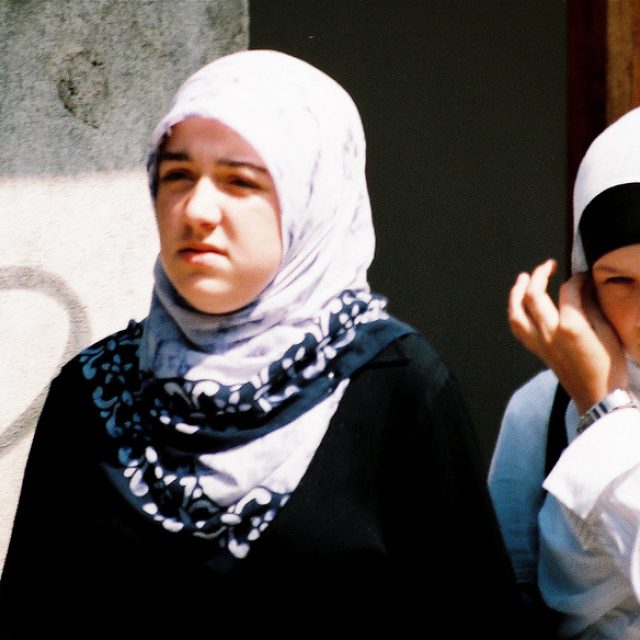 Muslimské dívky | foto: Creativ Commons Attribution-NonCommercial 2.0 Generic,  Kashfi Halford