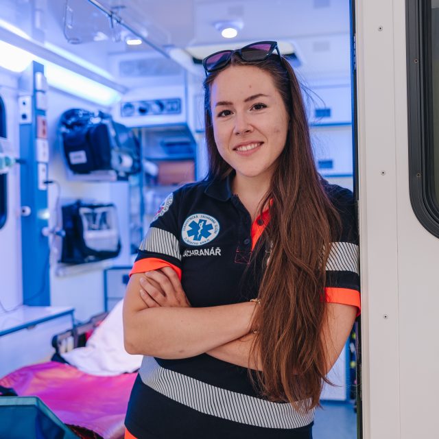 Zdravotní záchranářka Kateřina Stuchlíková | foto: Tomáš Pacovský,  Český rozhlas
