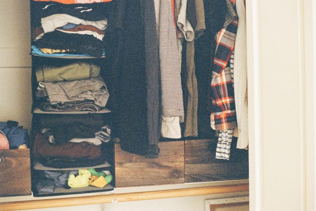 Recyklace oblečení je záslužná a nutná,  ale řeší situaci až ex post | foto:  StockSnap,  Pixabay,  CC0 1.0