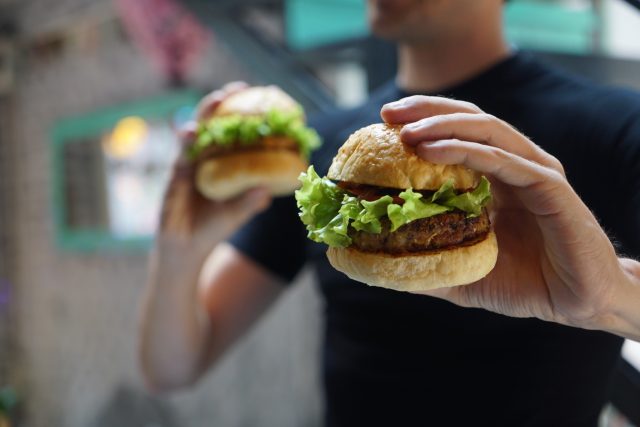 Pokud mají chudí Američané zdravěji jíst,  nestačí  osvětové kampaně a zajišťování dostupnosti kvalitních potravin | foto:  Pexels,   CC0 License