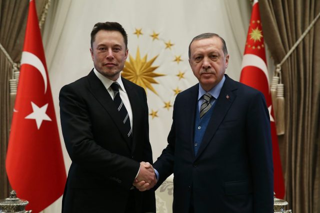 Elon Musk a Recep Tayyip Erdoğan v roce 2017 | foto: Profimedia