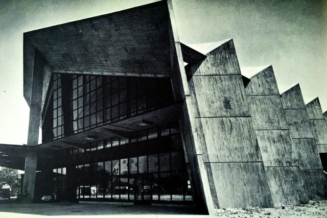 Hudební centrum prefektury Gunma v Takasaki dle návrhu Antonína Raymonda | foto: Kitazawa Archives