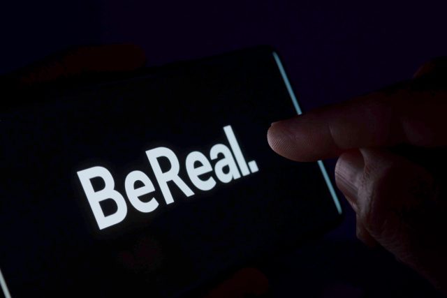 Podaří se Instagramu nebo TikToku naklonovat úspěch BeRealu? | foto: Profimedia