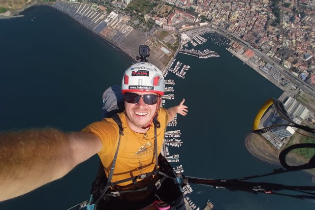 Jan Krejcar v oblacích nad Itálií | foto: archiv Jana Krejcara