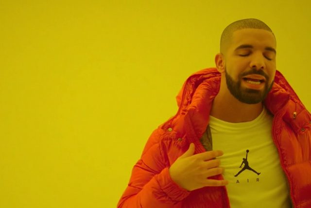 Drake ve videoklipu Hotline Bling | foto: Profimedia