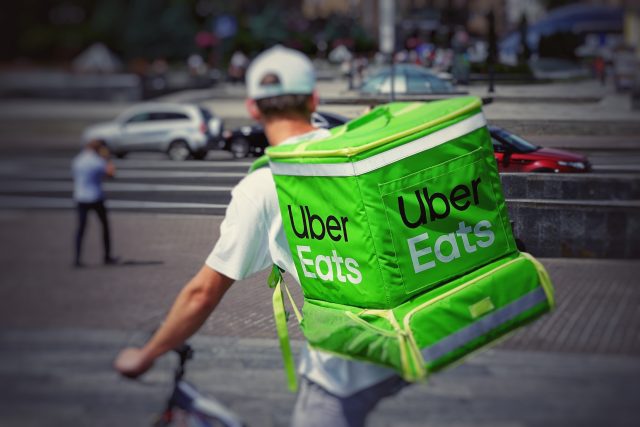 Uber Eats | foto: Pexels,  CC0 1.0