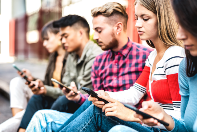 Existuje nějaké téma,  na kterém se generace Z shodne? | foto: Adobe Stock