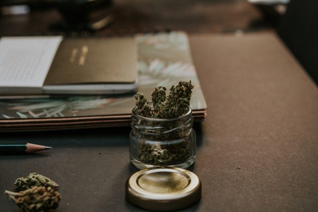 Marihuana – konopí | foto: Pexels,  CC0 1.0