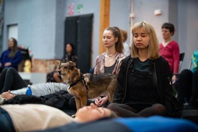 Meditace s Balancem ve Studiu Alta | foto: Jiří Šeda
