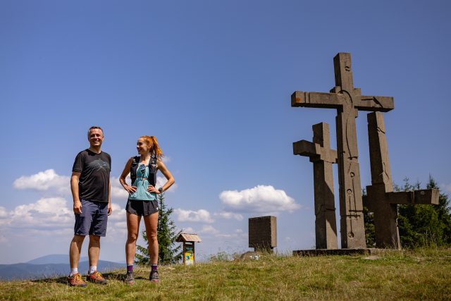 Pavel Sladký a Lenka Poláčková na vrcholu Velkého Javorníku | foto: Jan Poláček