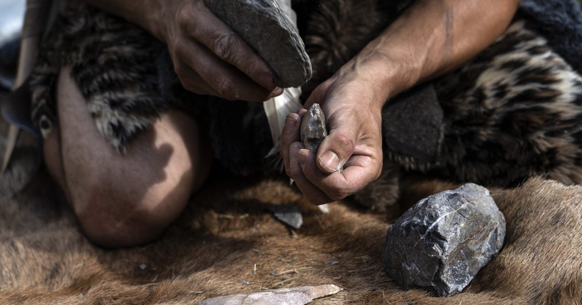 Selon les scientifiques, le Néandertal le plus célèbre souffrait d’une maladie qu’il avait attrapée à cause de la viande crue