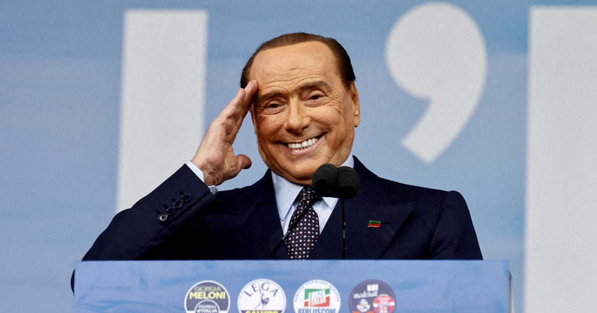 Viva la bunga bunga!  La villa di Berlusconi potrebbe diventare un museo